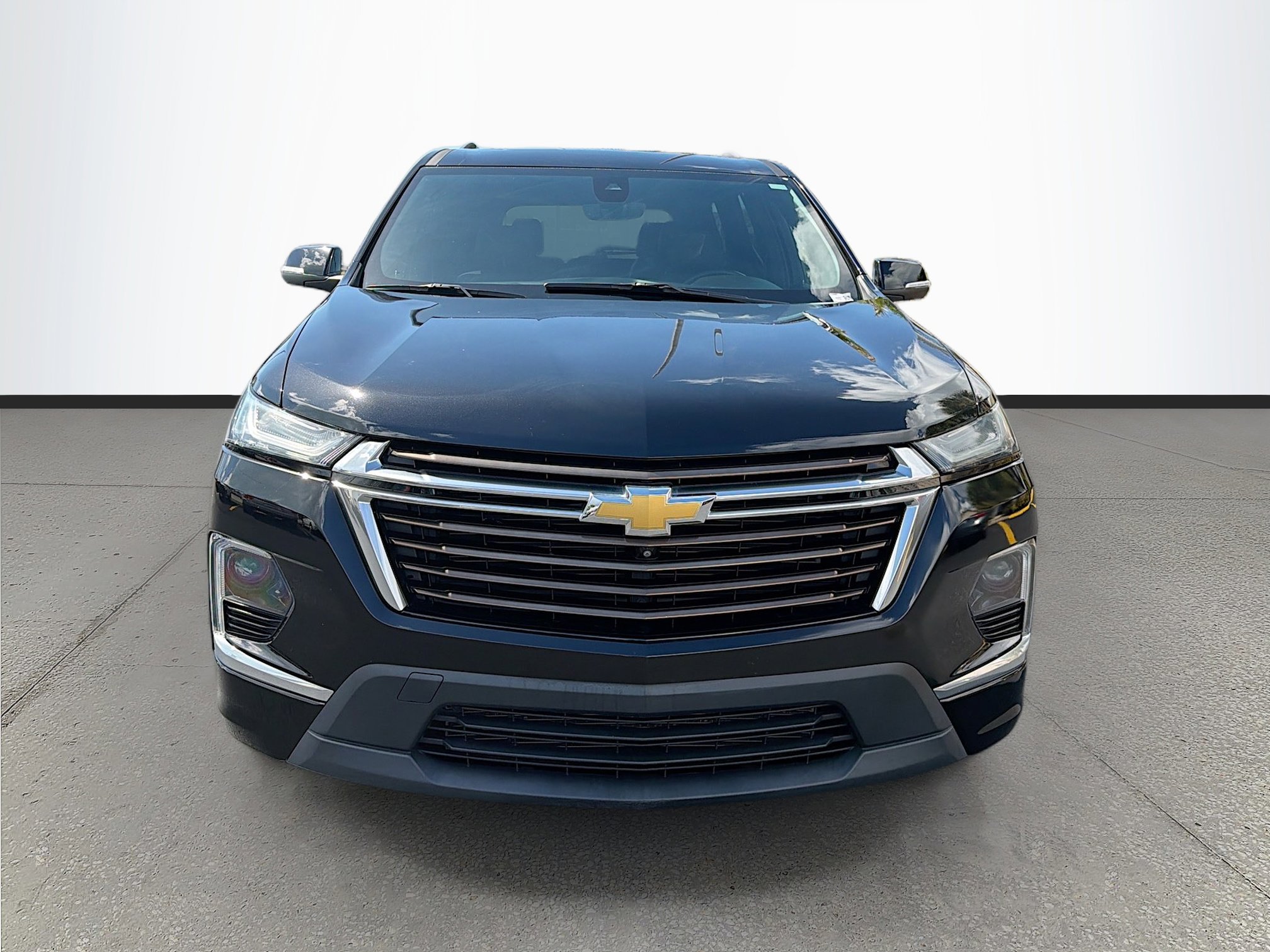 Used 2023 Chevrolet Traverse High Country image 9