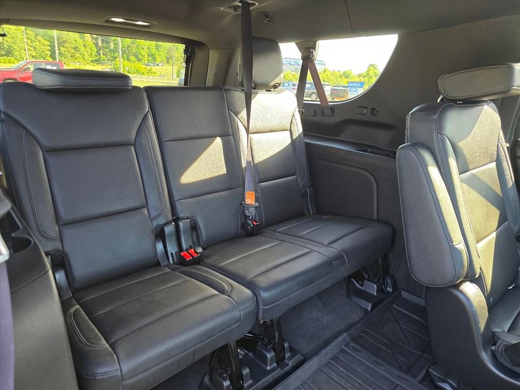 Used 2021 Chevrolet Suburban LT RWD image 14