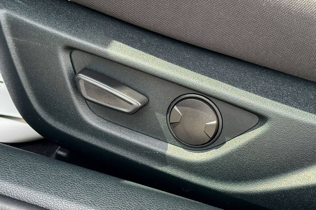 Used 2022 Ford Mustang GT RWD image 28