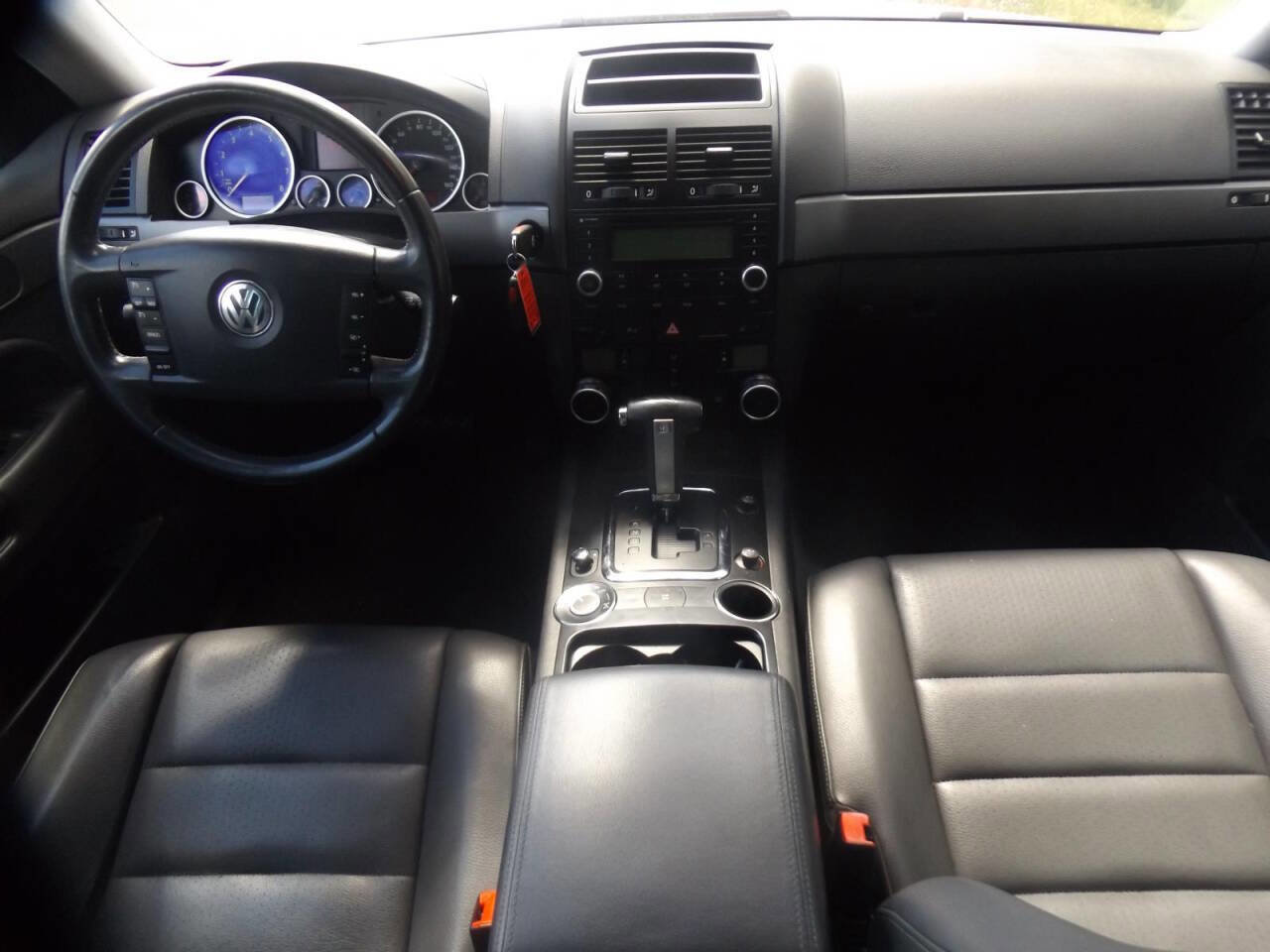 Used 2008 Volkswagen Touareg V6 AWD/4WD image 15