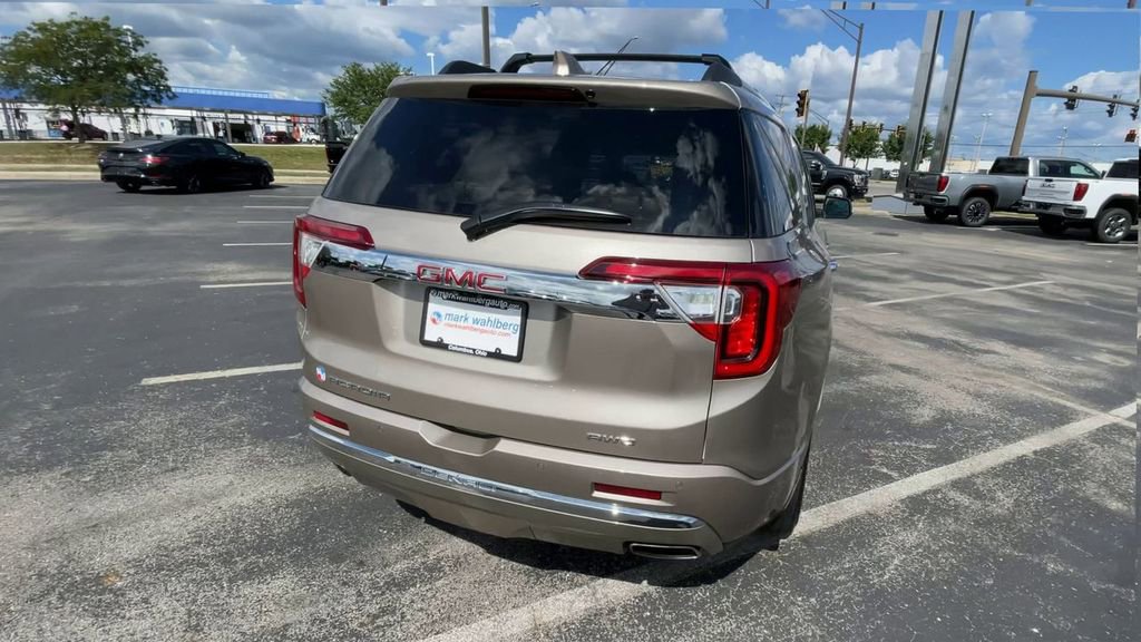 Used 2022 GMC Acadia Denali w/ Denali Ultimate Package image 9