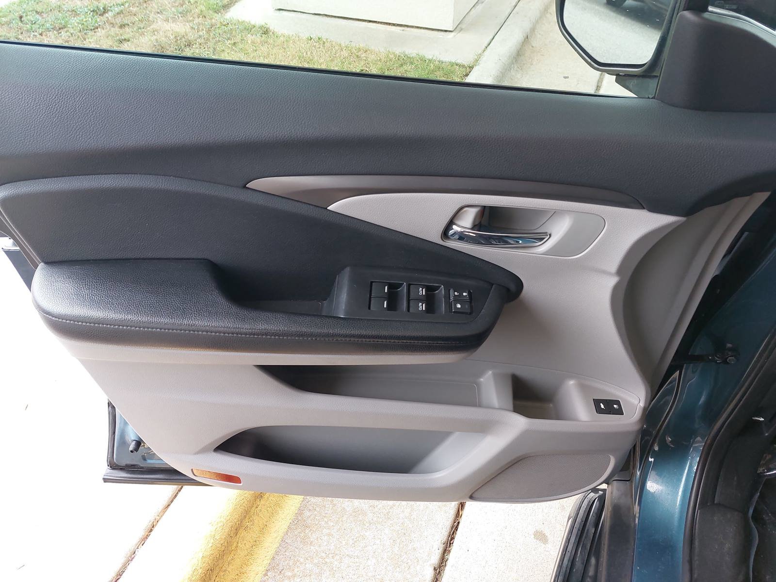 Used 2017 Honda Pilot EX-L image 28