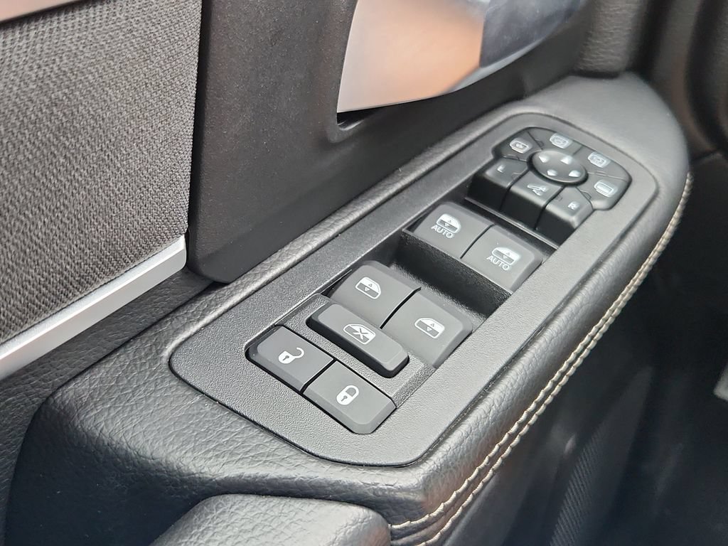 Used 2026 RAM 2500 Big Horn AWD/4WD image 24