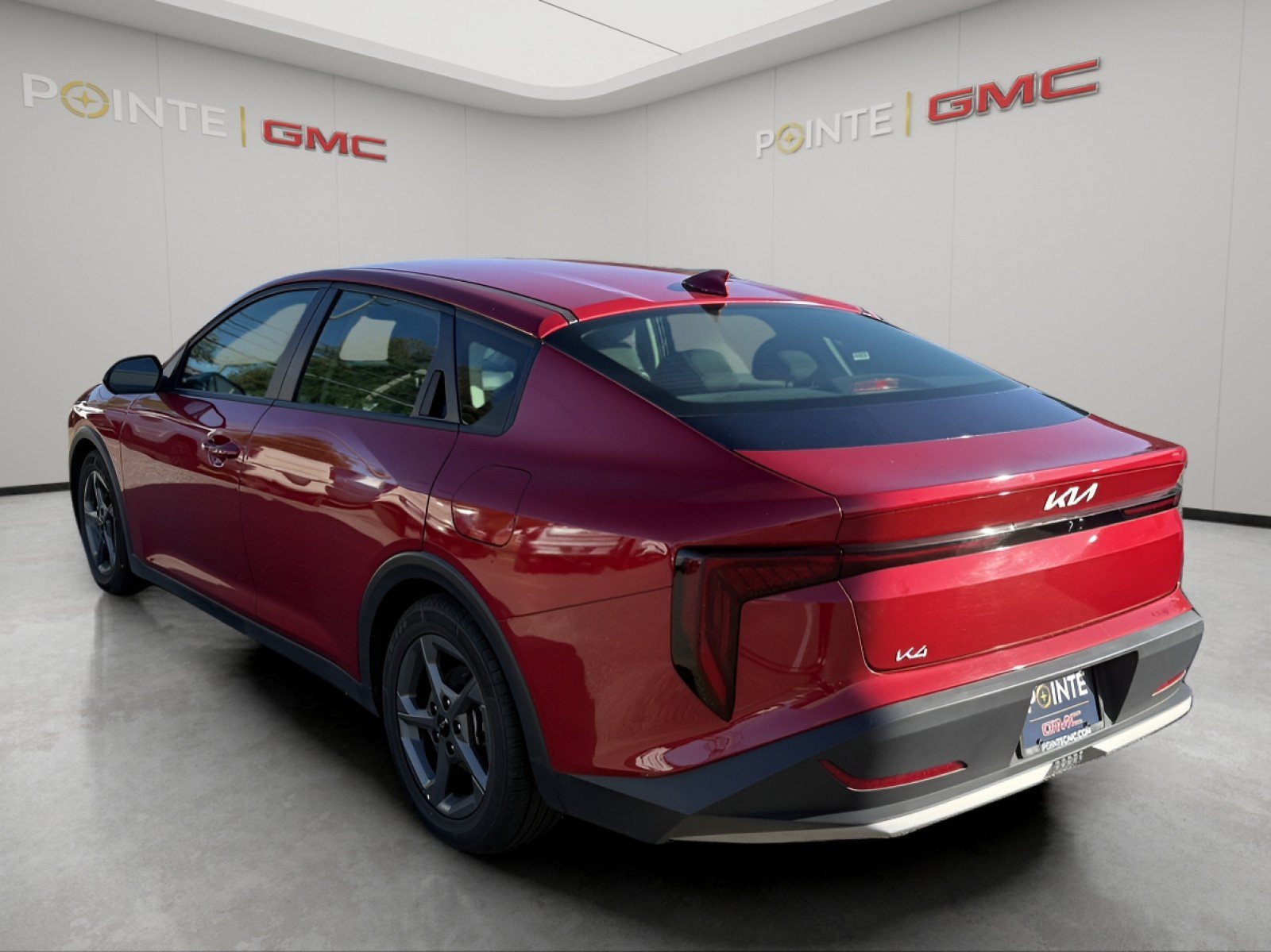 Used 2025 Kia K4 FWD image 5