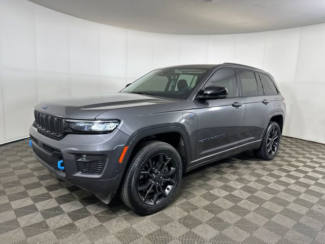 Used 2023 Jeep Grand Cherokee 30th Anniversary image 7
