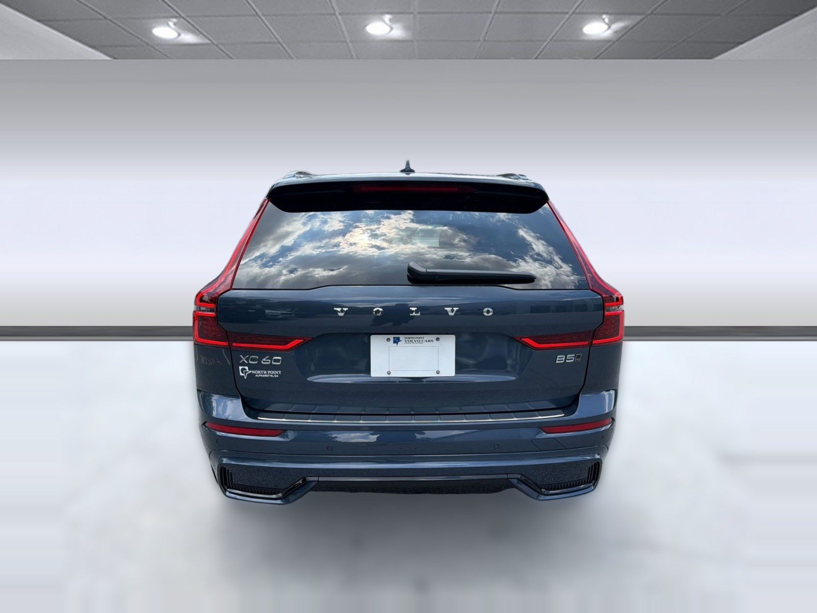 New 2026 Volvo XC60 B5 Plus w/ Climate Package AWD/4WD image 10
