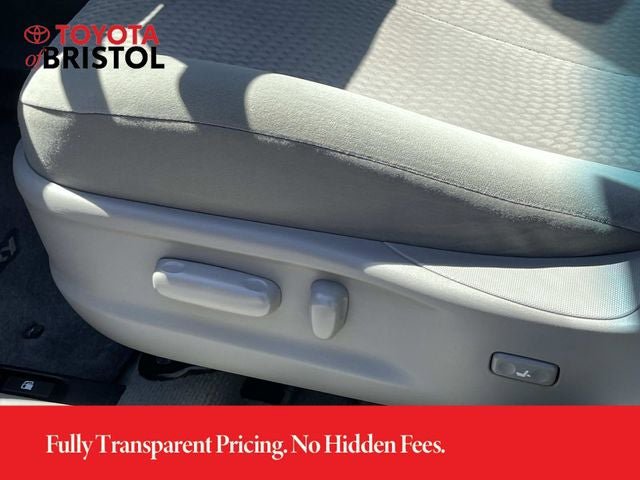 Used 2011 Toyota Camry LE w/ LE Extra-Value Pkg FWD image 26