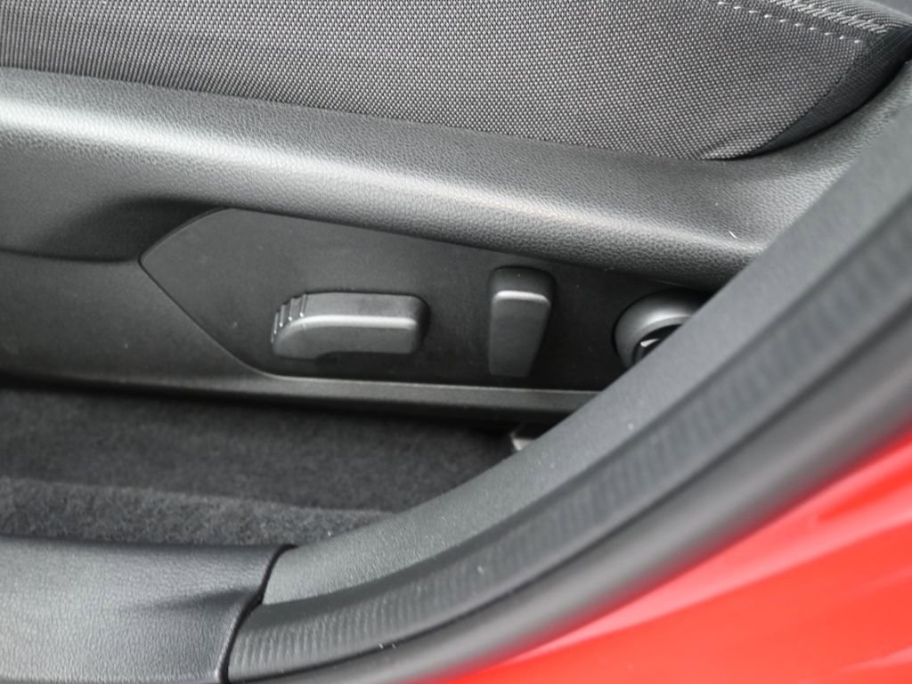 Used 2024 Subaru Crosstrek 2.0i Premium image 14