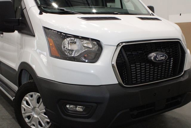 Used 2024 Ford Transit 250 Low Roof w/ Exterior Upgrade Package image 33