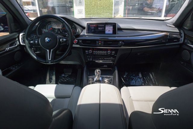 Used 2019 BMW X6 M w/ Executive Package image 37