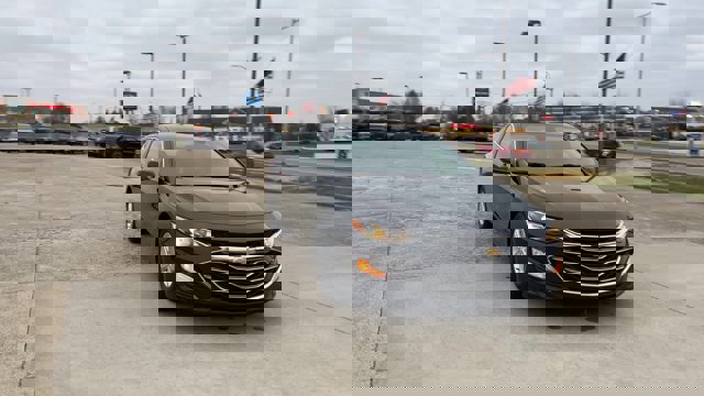 Used 2024 Chevrolet Malibu LS image 3