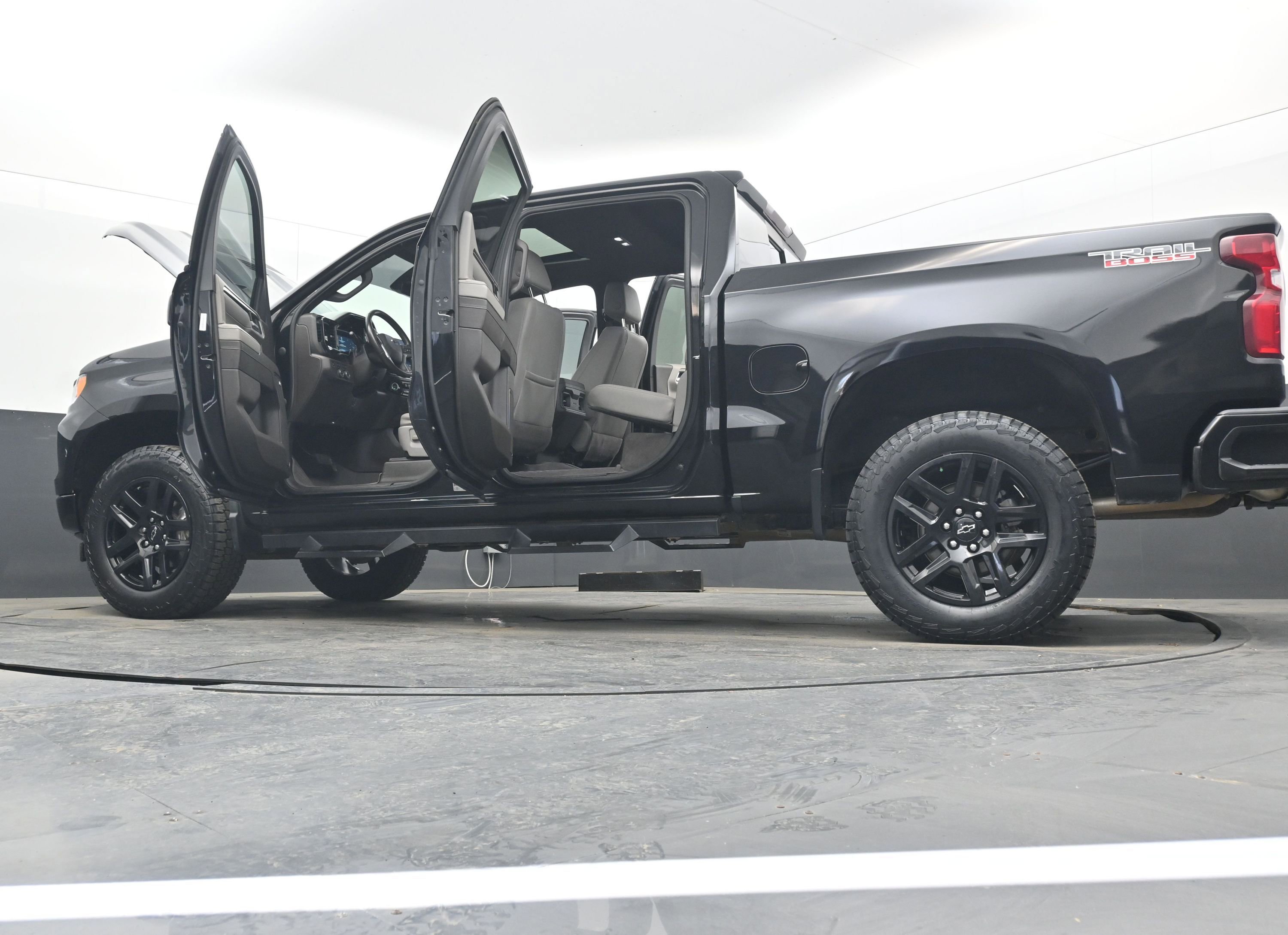 Certified 2023 Chevrolet Silverado 1500 LT Trail Boss w/ LT Trail Boss Premium Package image 42