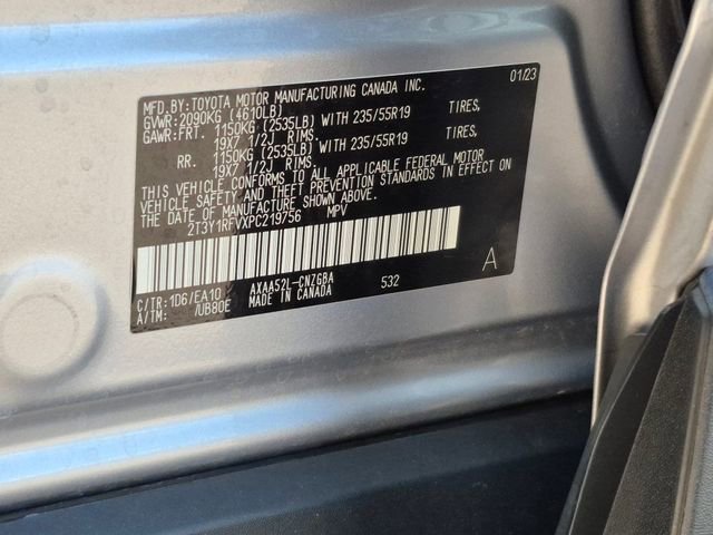 Used 2023 Toyota RAV4 Limited image 25