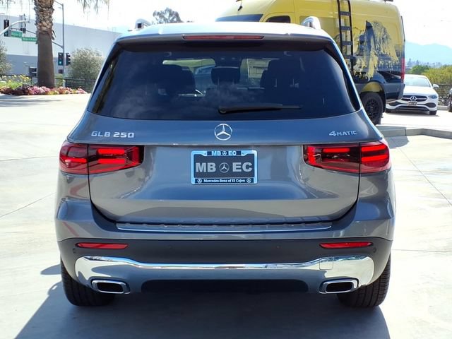 New 2026 Mercedes-Benz GLB 250 4MATIC image 22