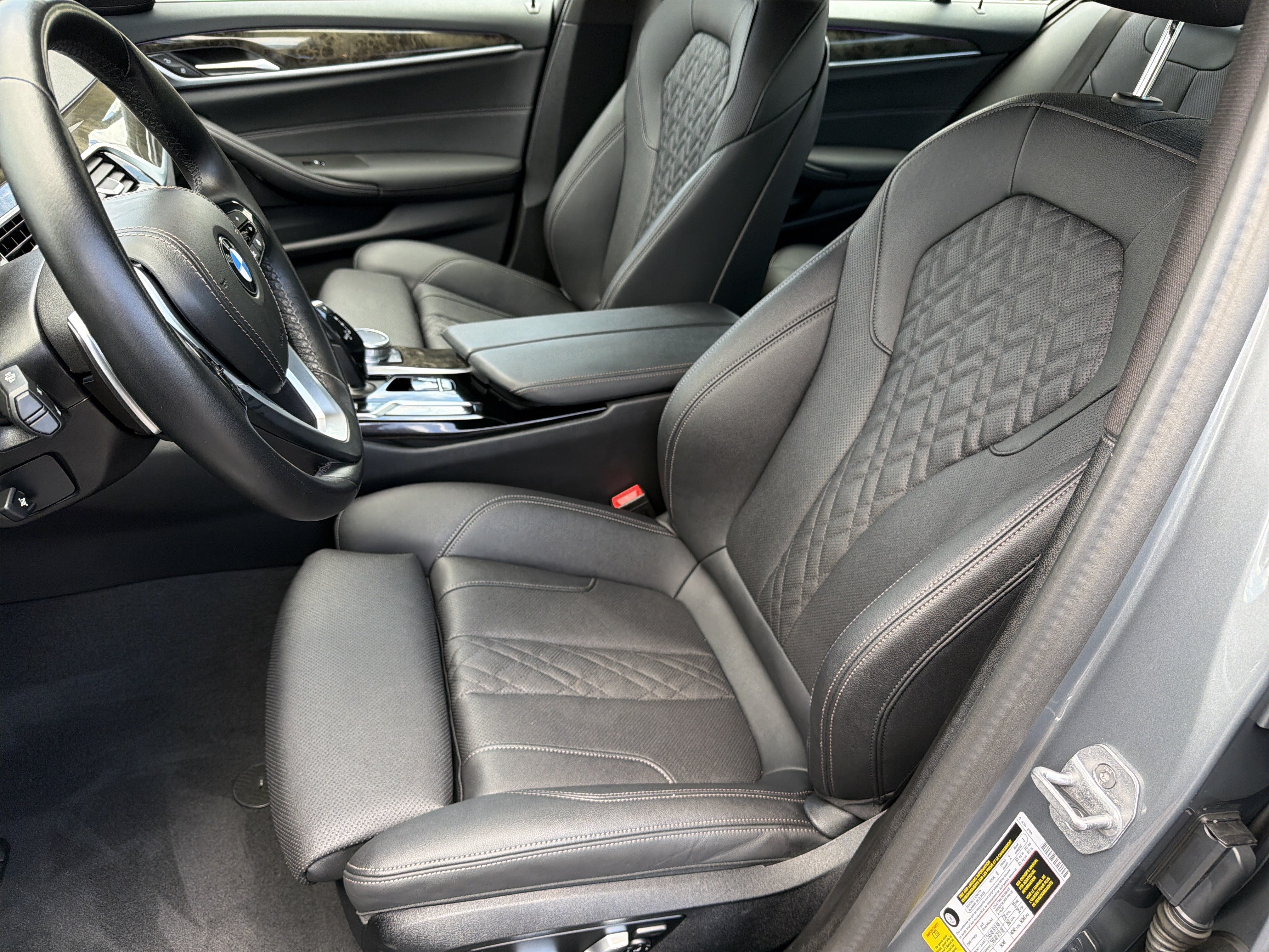 Used 2023 BMW 530i w/ Convenience Package RWD image 19