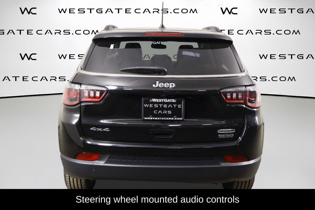 Used 2022 Jeep Compass Latitude image 4