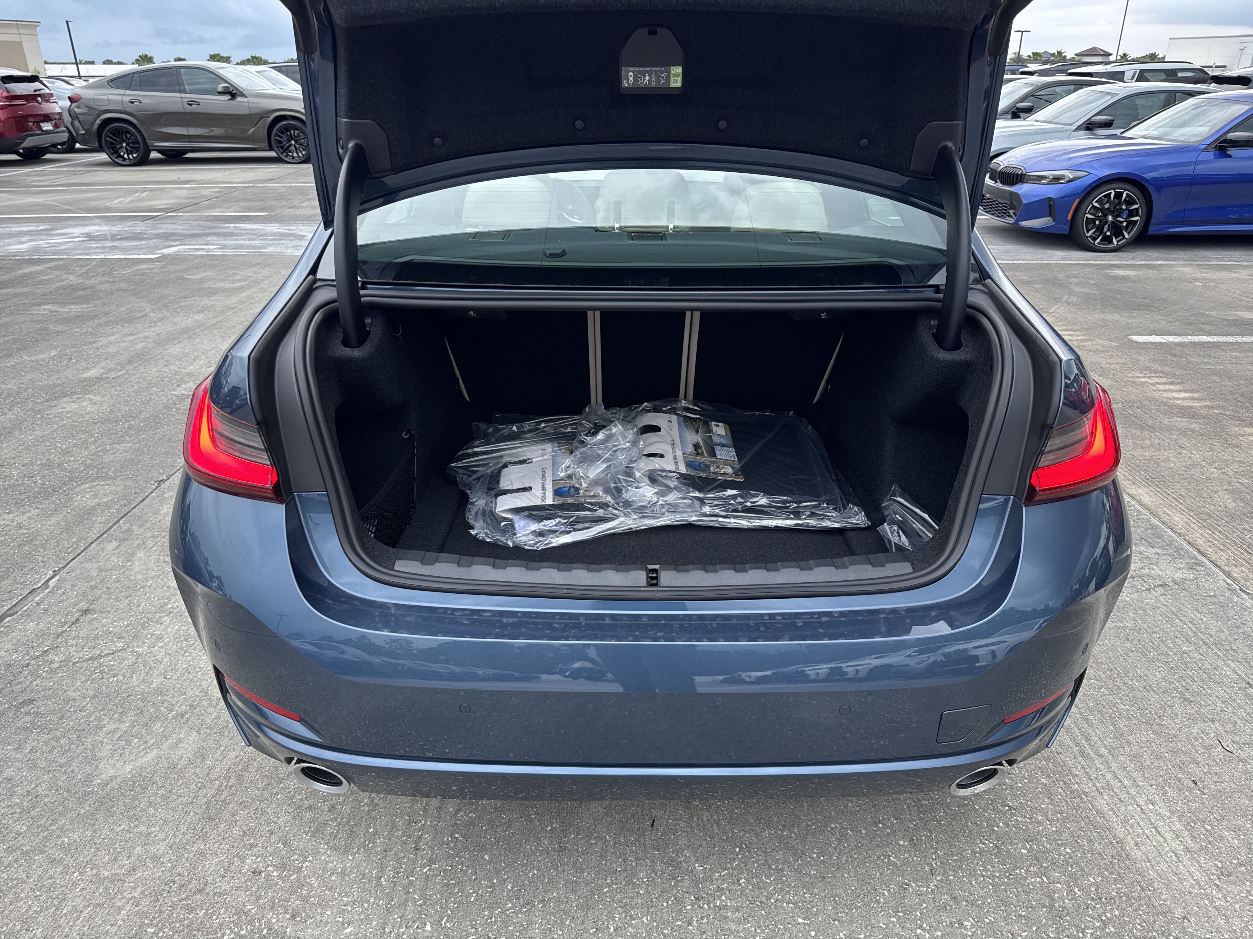 New 2026 BMW 330i Sedan w/ Premium Package RWD image 12