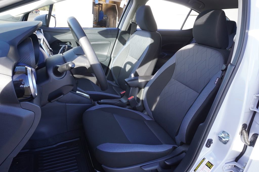 New 2025 Nissan Versa SV w/ Trunk Package FWD image 13