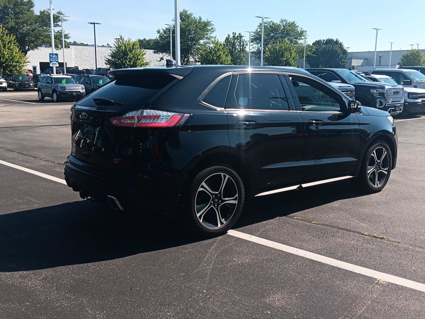 Used 2020 Ford Edge ST AWD/4WD image 4