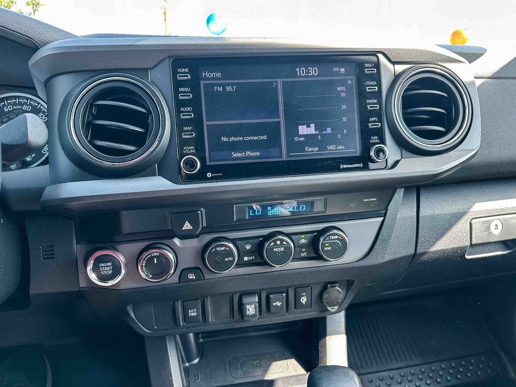 Used 2021 Toyota Tacoma TRD Sport AWD/4WD image 30