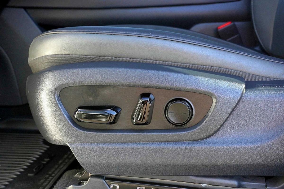 Used 2024 Lexus RZ 300e Premium image 15