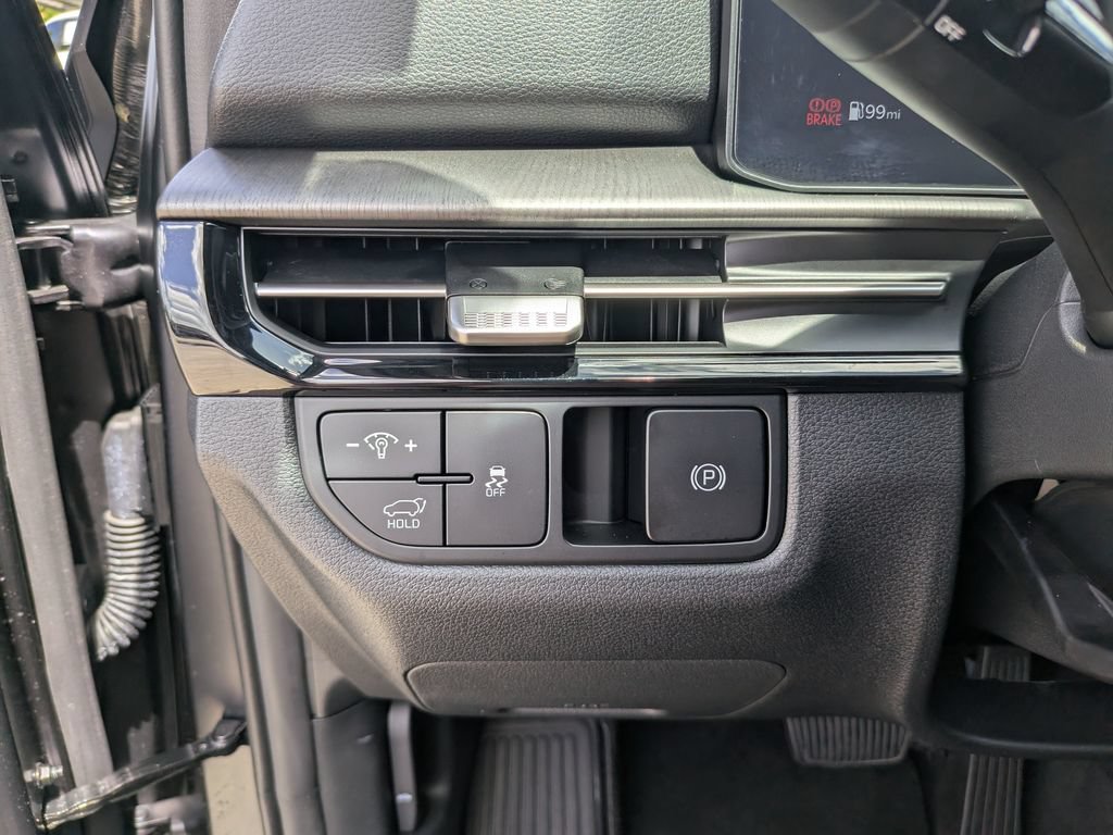 Certified 2026 Kia Sportage X-Line w/ X-Line Technology Package AWD/4WD image 29