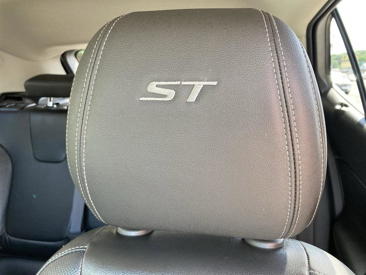 Used 2024 Buick Encore GX Sport Touring w/ Comfort Package image 37