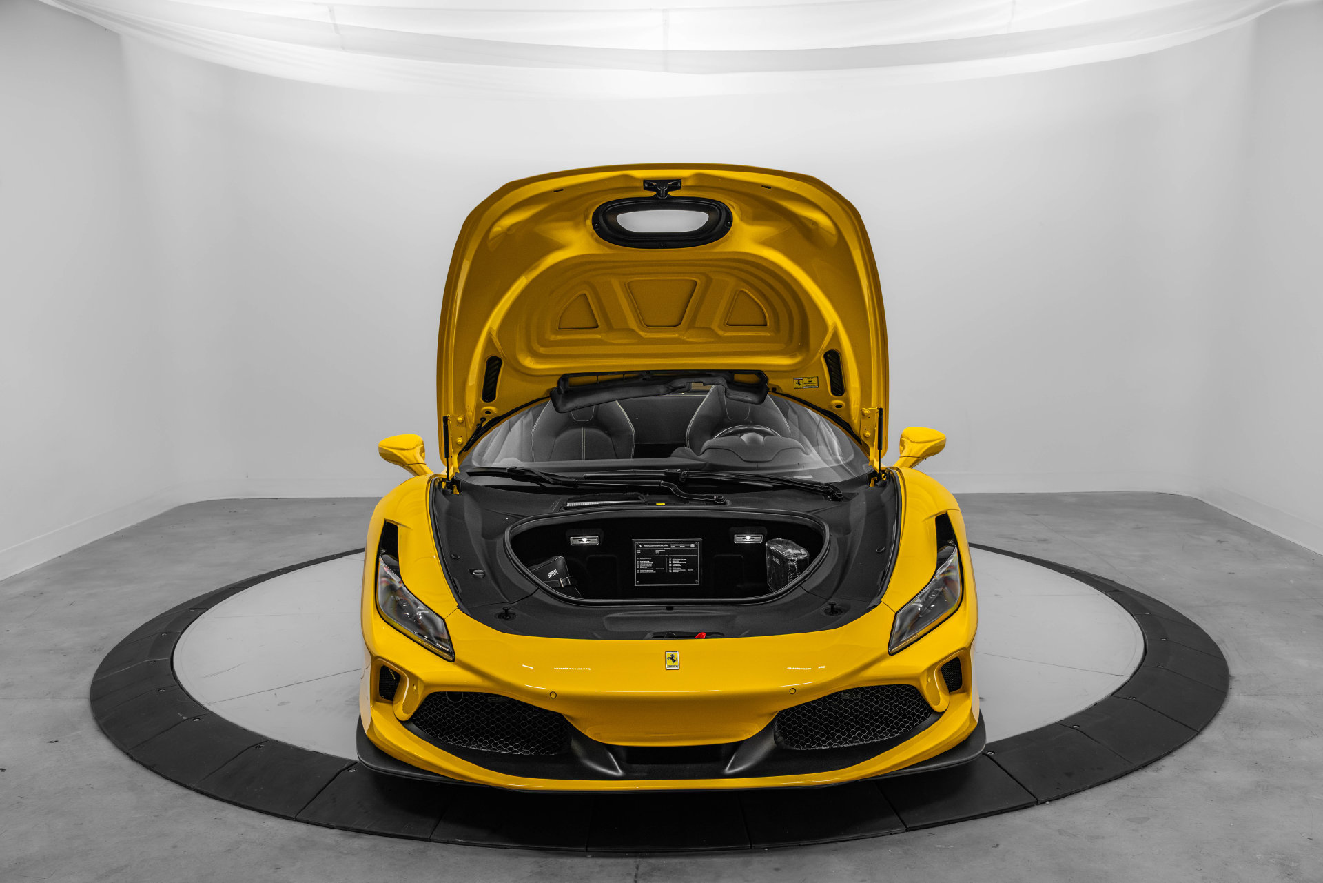 Certified 2021 Ferrari F8 Tributo RWD image 23