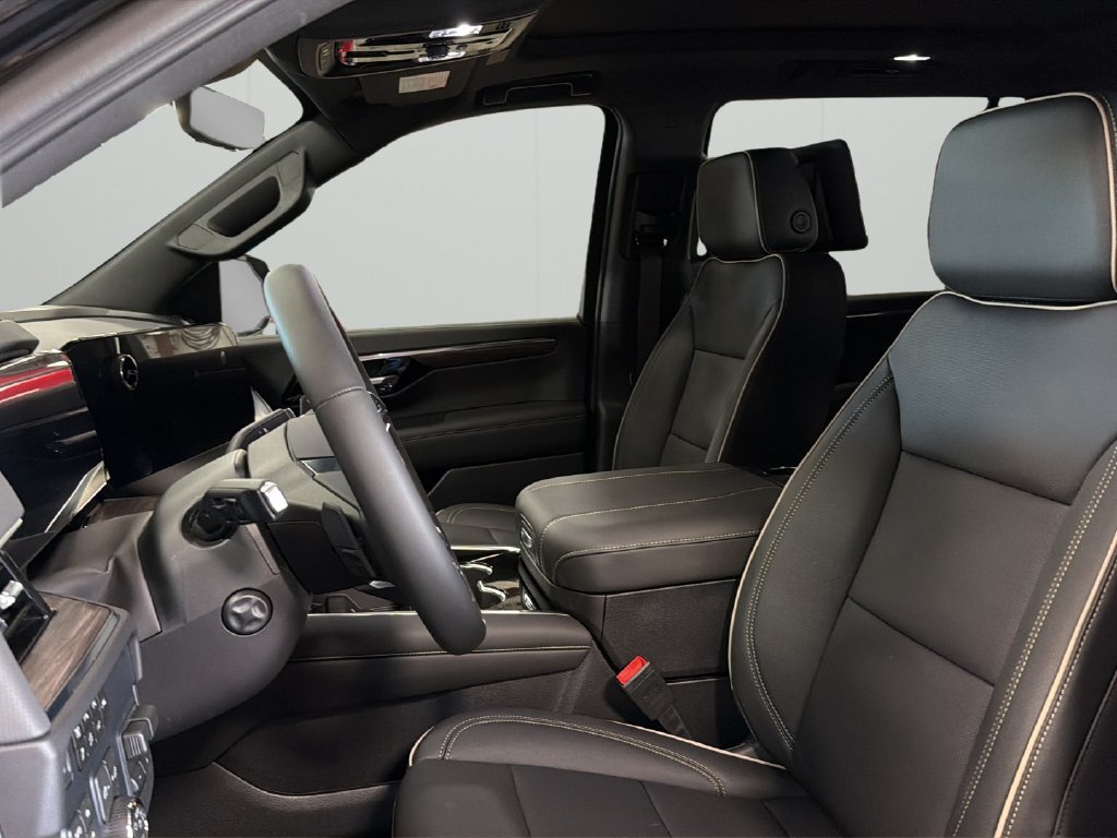 New 2026 Chevrolet Suburban Premier AWD/4WD image 12
