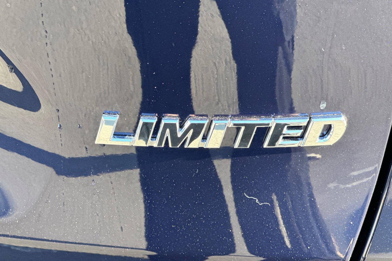 Used 2021 Toyota RAV4 Limited image 14