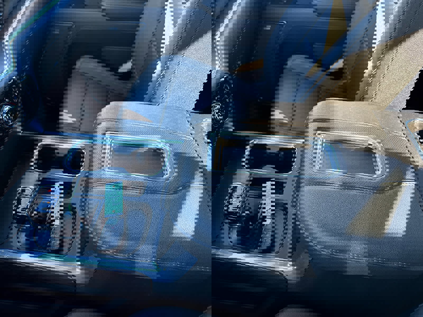 Used 2022 GMC Sierra 1500 SLT AWD/4WD image 18