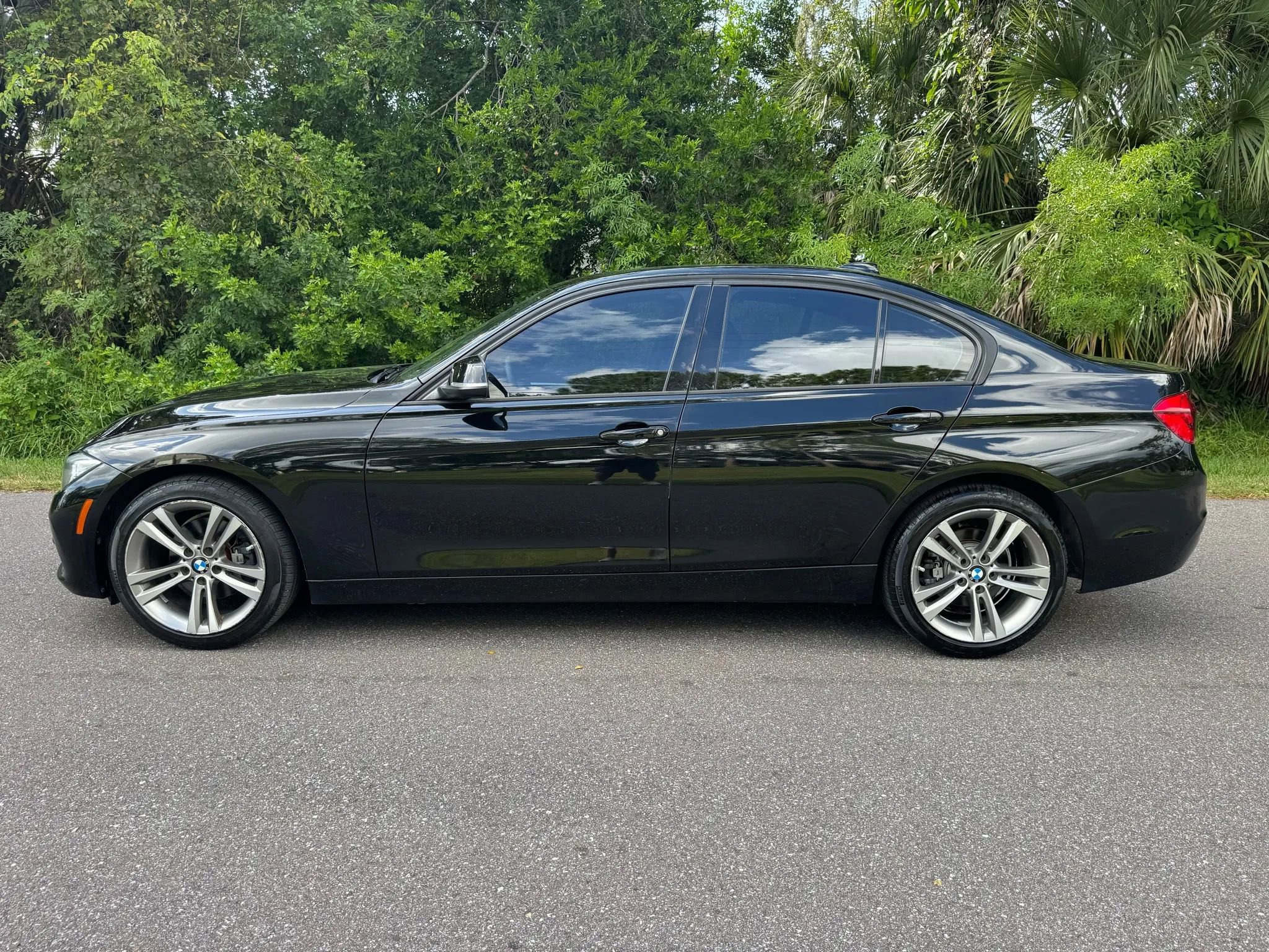 Used 2016 BMW 328i Sedan image 3