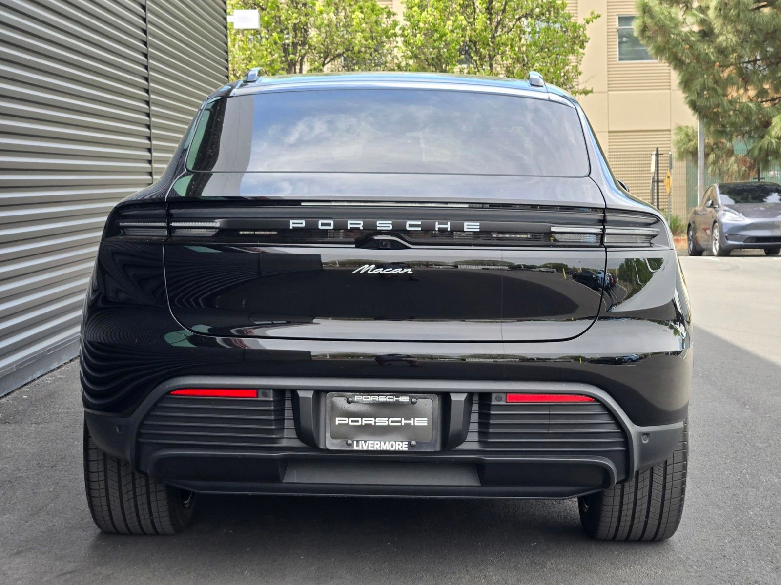 New 2026 Porsche Macan Electric RWD image 6