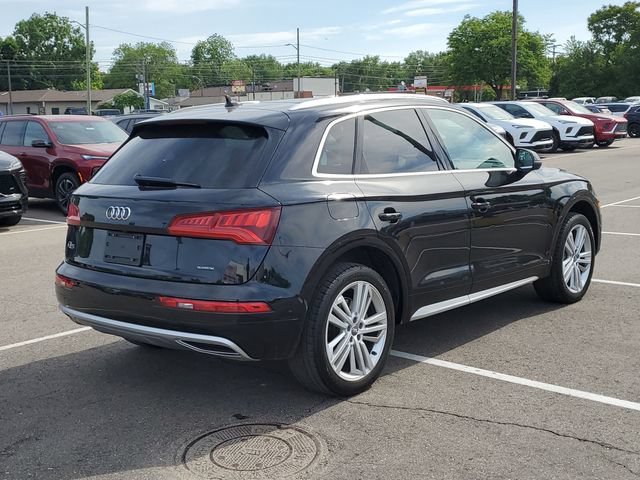 Used 2019 Audi Q5 2.0T Premium Plus w/ Premium Plus Package AWD/4WD image 3