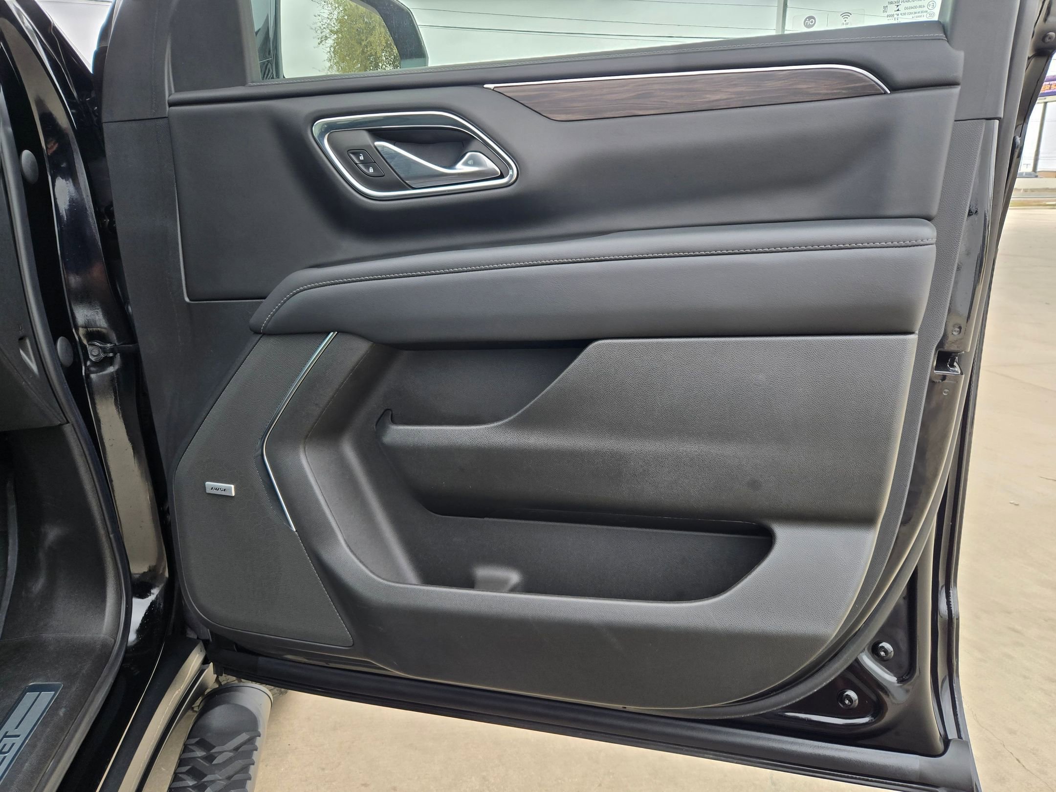 Certified 2023 Chevrolet Tahoe Z71 w/ Z71 Off-Road Package image 30