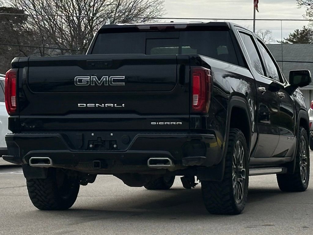 Used 2025 GMC Sierra 1500 Denali Ultimate image 10