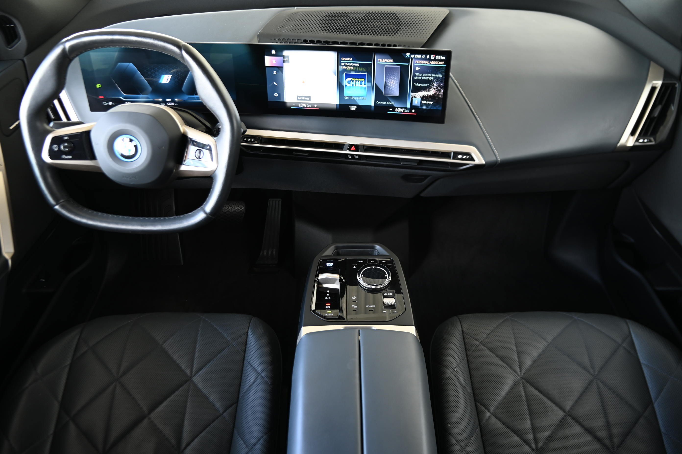 Certified 2023 BMW iX xDrive50 w/ Sport Package AWD/4WD image 15