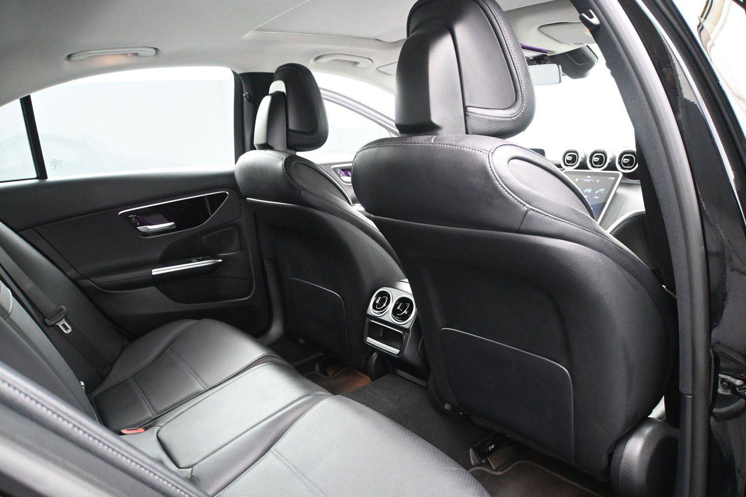 Used 2022 Mercedes-Benz C 300 4MATIC Sedan image 18