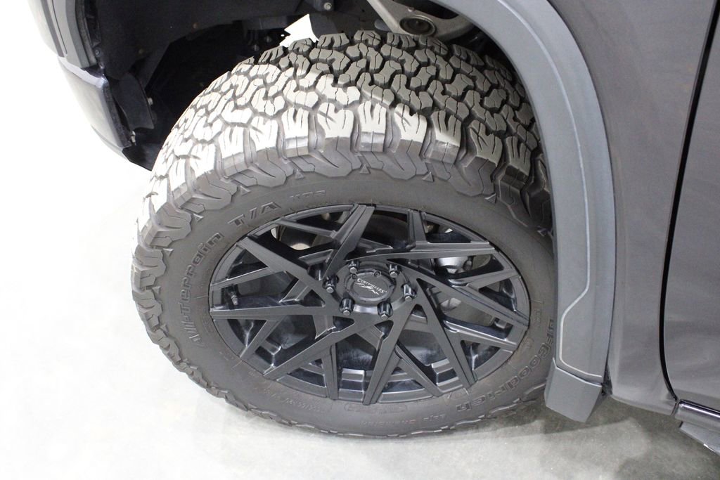 Used 2023 GMC Sierra 1500 AT4 w/ AT4 Preferred Package image 47