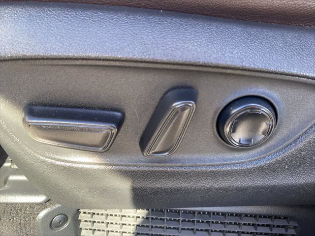 Certified 2022 Toyota Sienna Platinum image 12