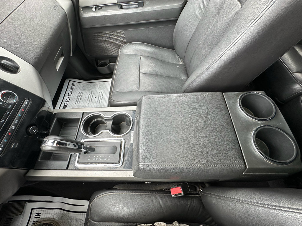 Used 2014 Ford Expedition EL Limited w/ Equipment Group 301A AWD/4WD image 8