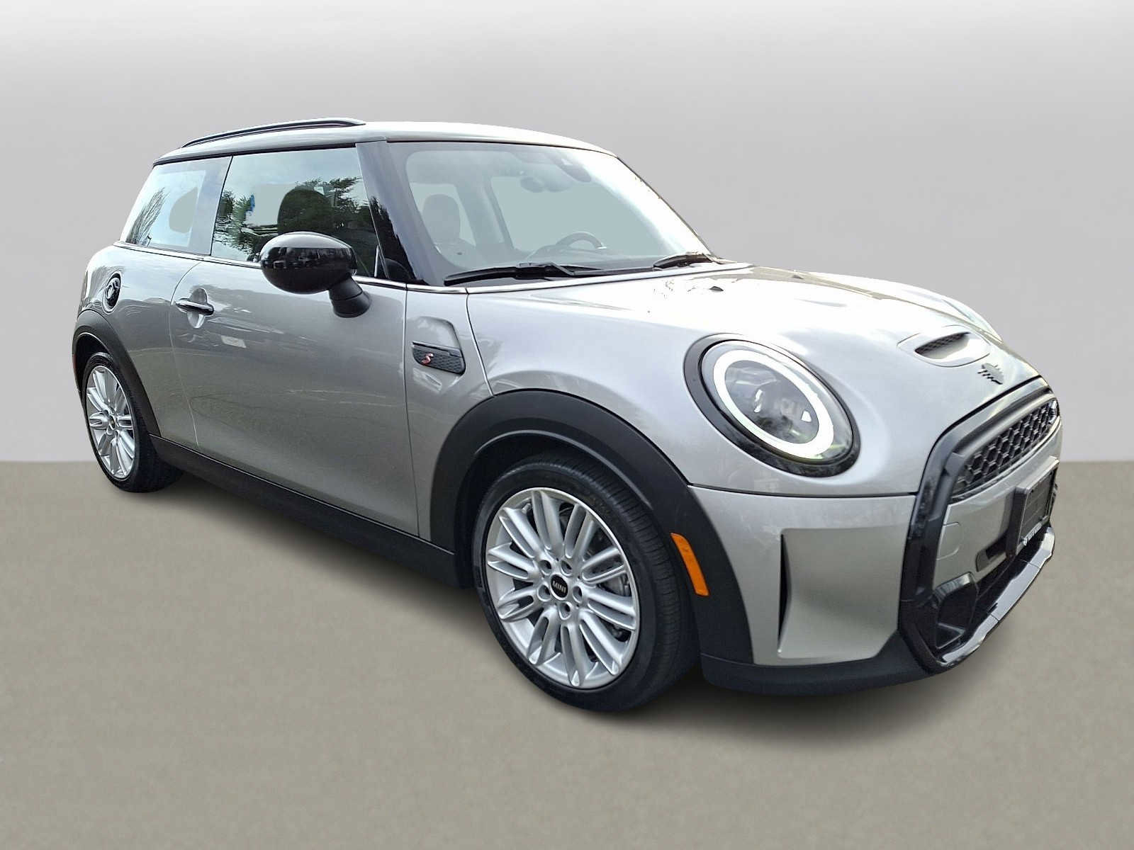 Used 2024 MINI Cooper S image 3