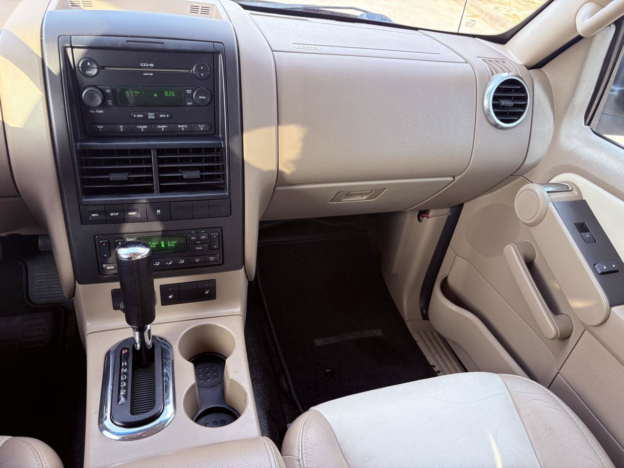 Used 2007 Ford Explorer Sport Trac Limited RWD image 45