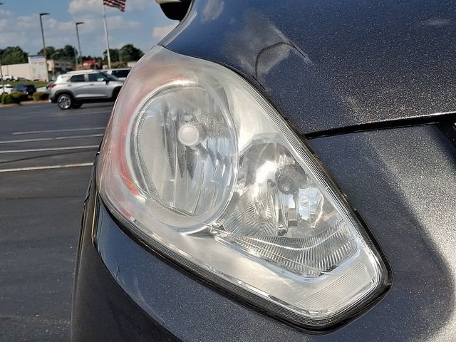 Used 2016 Ford C-MAX Energi SEL w/ Equipment Group 302A FWD image 9