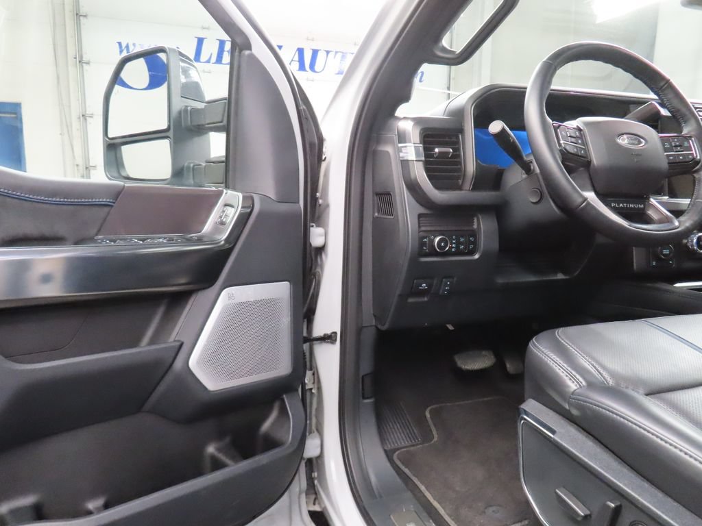 Used 2026 Ford F250 Platinum AWD/4WD image 49