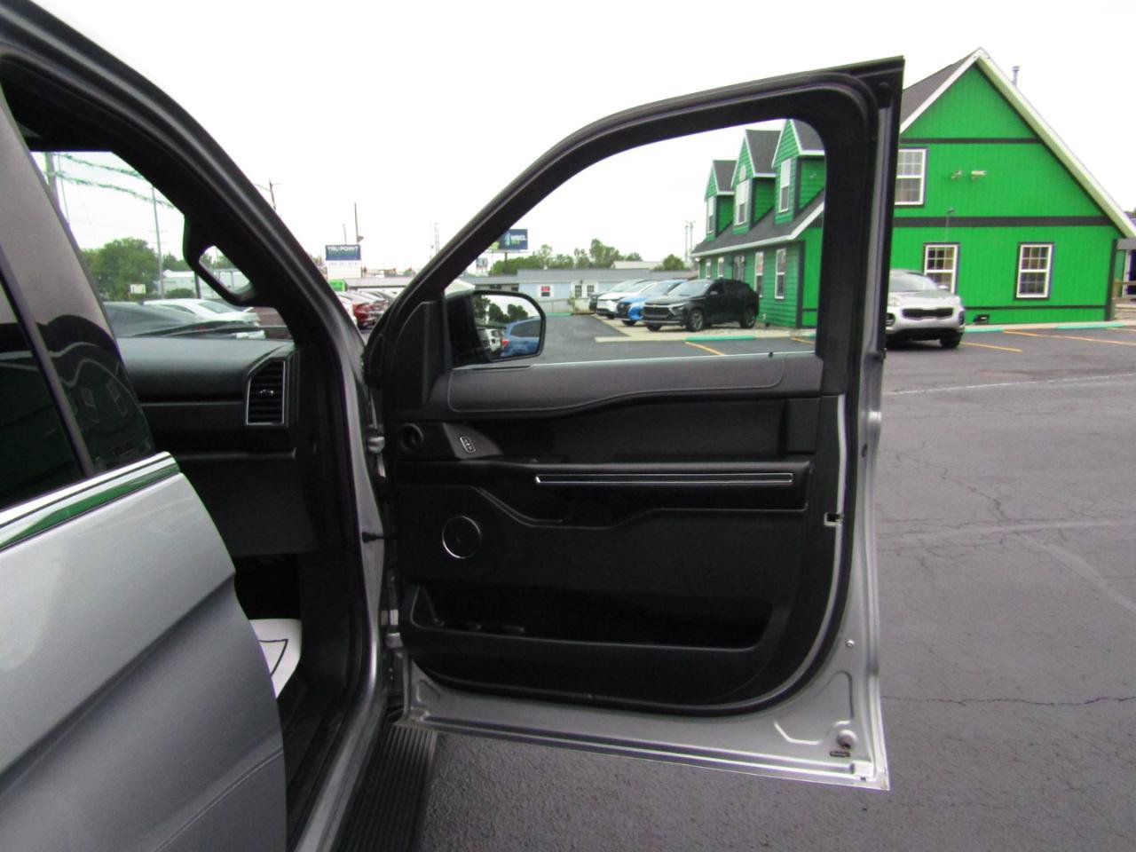 Used 2021 Ford Expedition XL RWD image 22