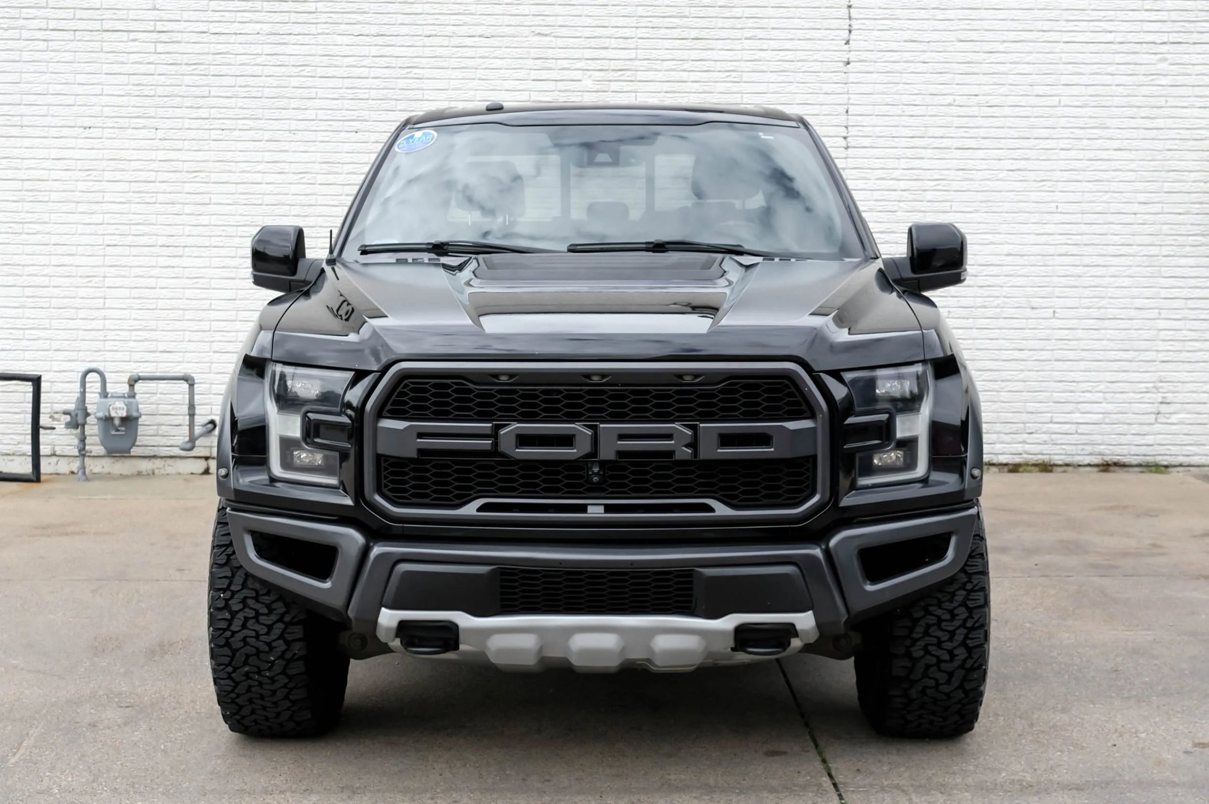 Used 2017 Ford F150 Raptor w/ Equipment Group 802A Luxury AWD/4WD image 5