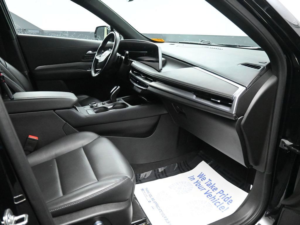 Used 2025 Cadillac XT4 Premium Luxury image 20