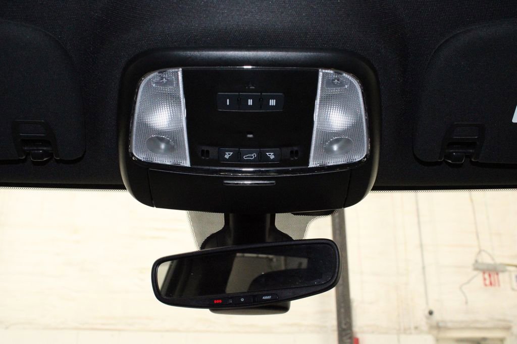 Used 2022 Jeep Grand Cherokee Laredo X image 29