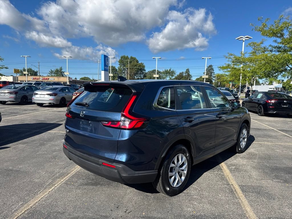 Used 2024 Honda CR-V LX image 5